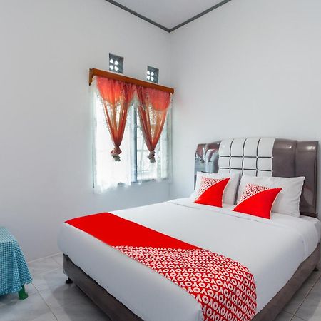 OYO 2903 Putri Residence Syariah Bukittinggi Exterior foto