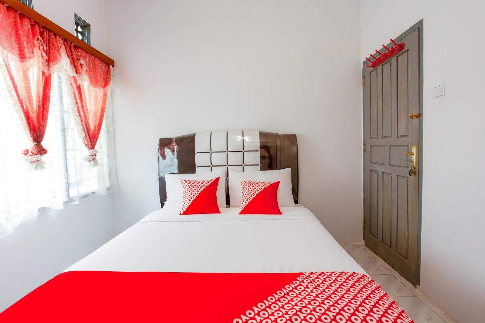 OYO 2903 Putri Residence Syariah Bukittinggi Exterior foto